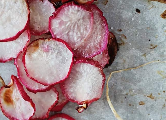 Radish-Chips-hello-glow