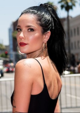 halsey-a-star-is-born-cameo-1536183609-640x427